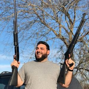 Meet your Posher, Savvas